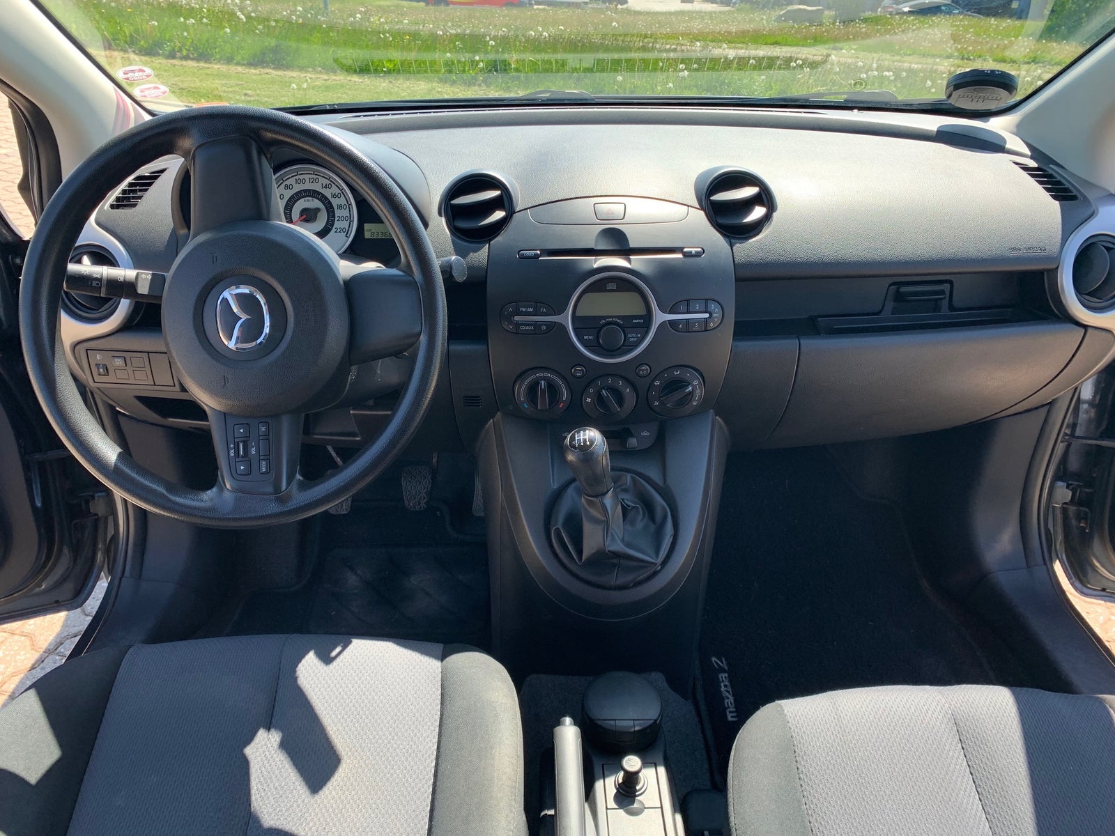 Mazda 2 1,3 Benzin modelår 2009 km 83000 Blåmetal ABS airbag