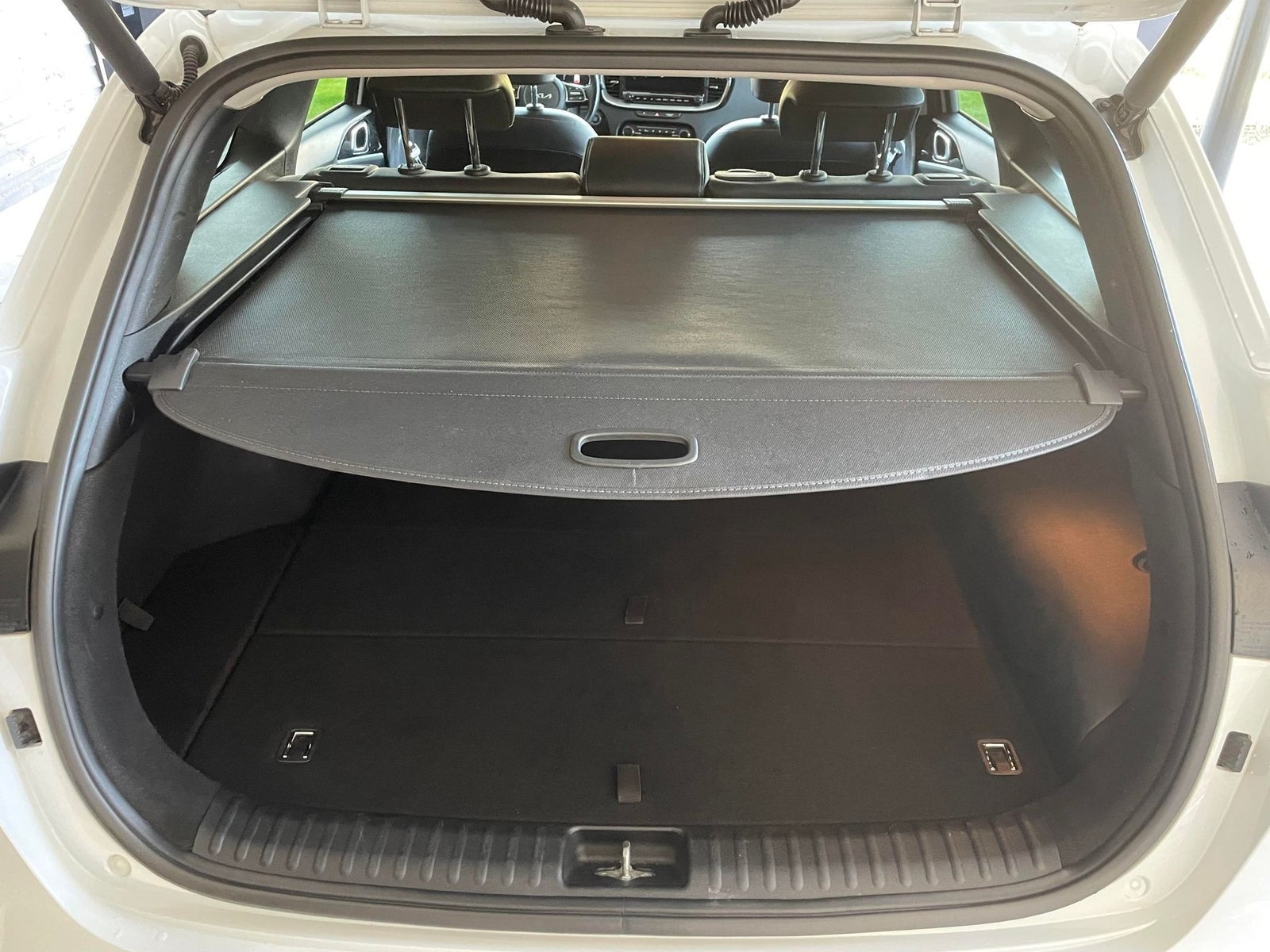 Kia Ceed 1,6 PHEV Upgrade Premium SW DCT Benzin aut.