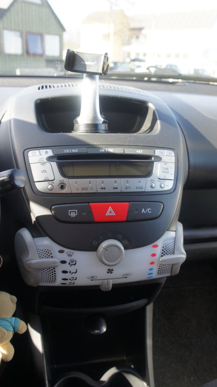 Toyota Aygo 1,0 VVT-i T2 Air Benzin modelår 2012 km 154000