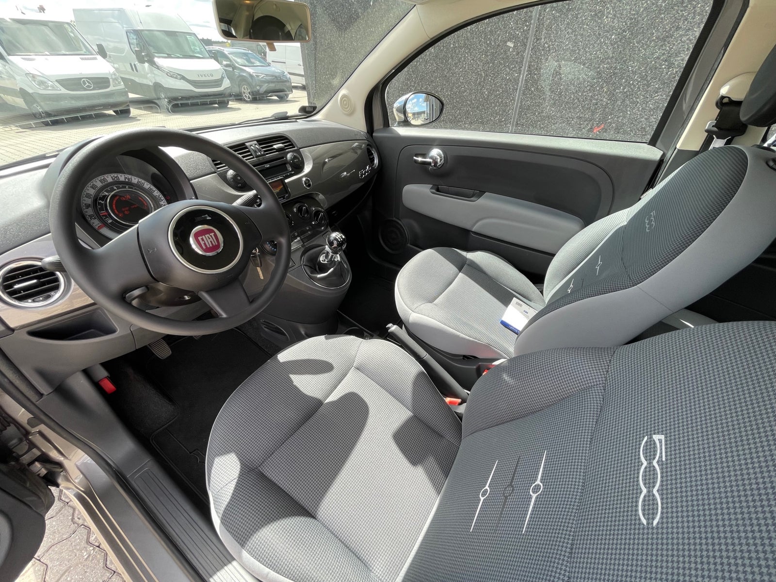 Fiat 500C 1,2 Popstar Benzin modelår 2014 km 157000 Grå ABS