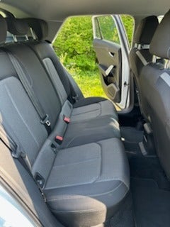 Audi Q2 30 TFSi Benzin modelår 2019 km 145000 Hvid ABS airbag
