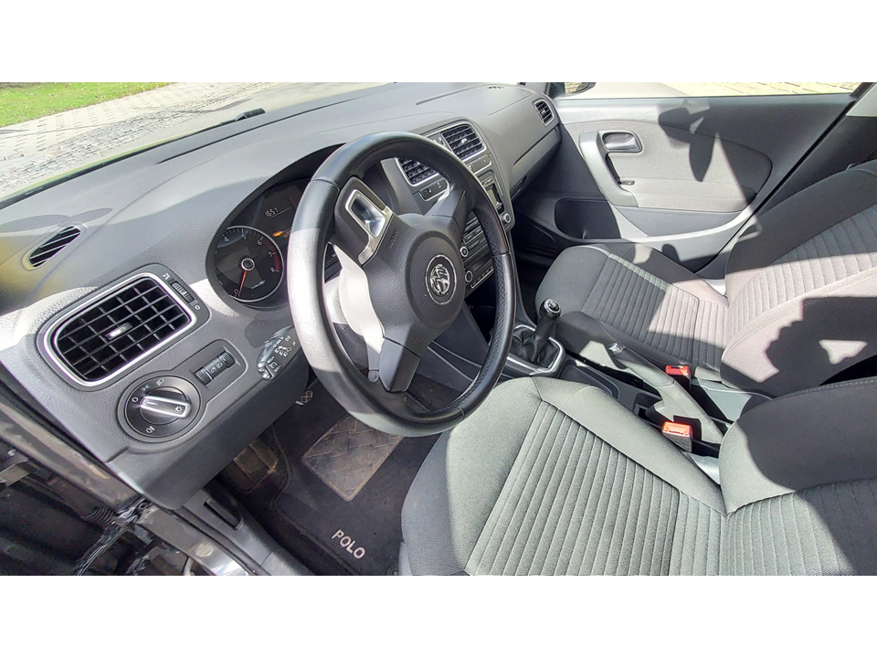 VW Polo 1,2 TSi 90 Comfortline Benzin modelår 2012 km 175000