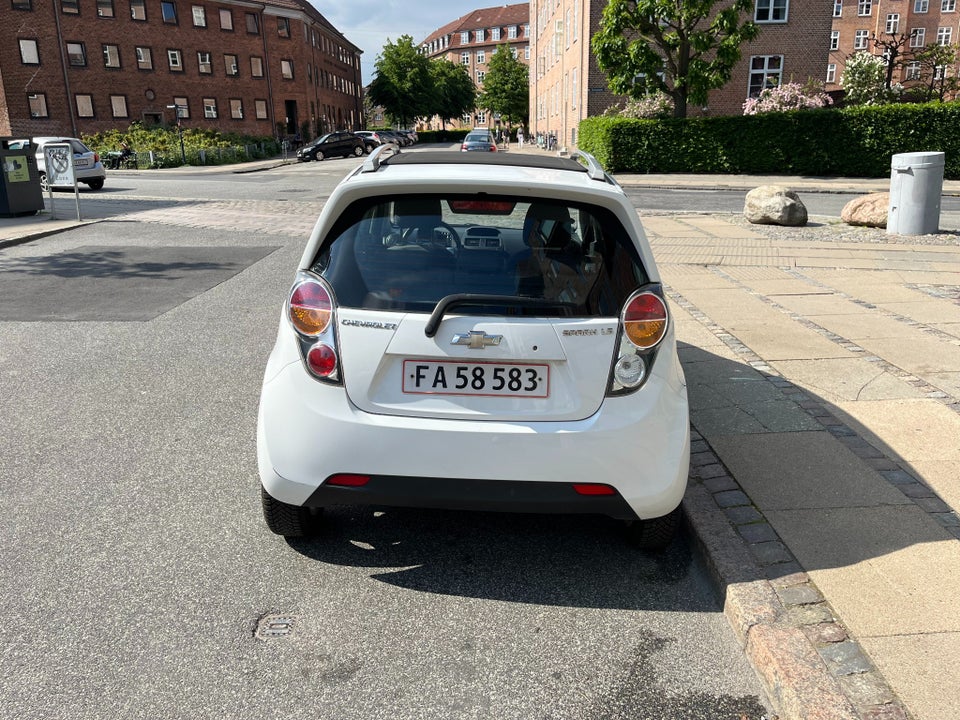 Chevrolet Spark 1,2 LS Breez Benzin modelår 2011 km 124000