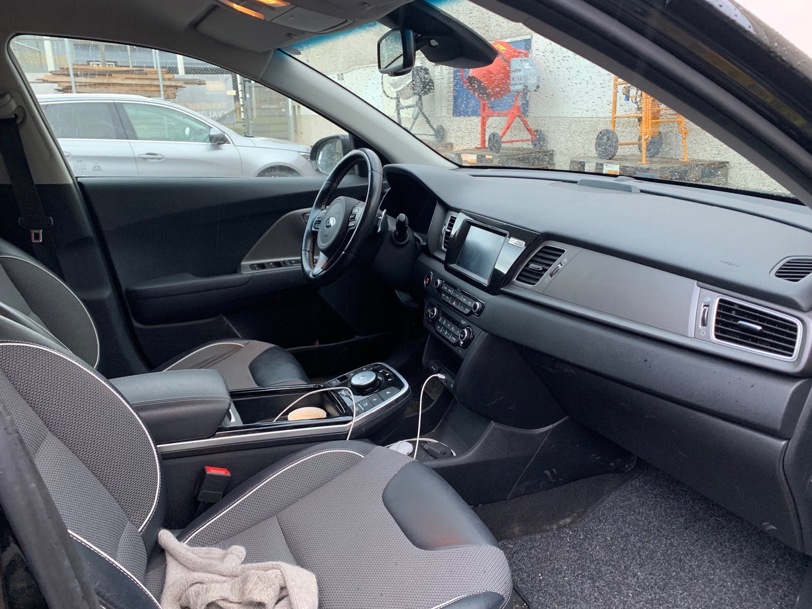 Kia e-Niro 64 Comfort El aut. Automatgear modelår 2019 km