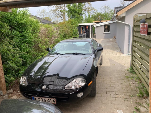 Jaguar XK 4,0 XK8 Coupé Sport Benzin modelår 1997 km 300000…