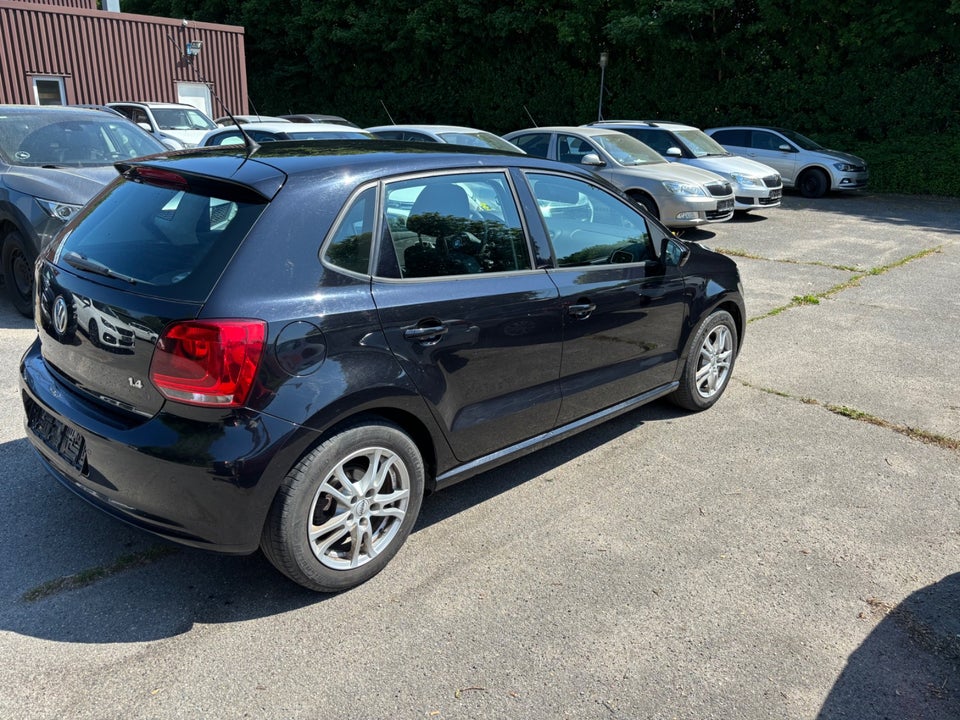 VW Polo 1,4 Comfortline Benzin modelår 2010 km 139700