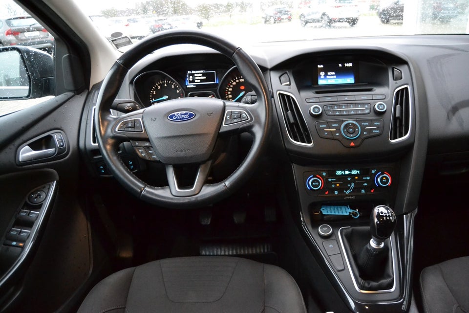 Ford Focus 1,0 SCTi 125 Titanium stc. Benzin modelår 2015 km