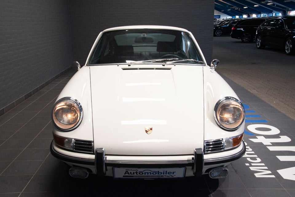 Porsche 911 E 2,7 Coupé Benzin modelår 1969 km 85000 Hvid