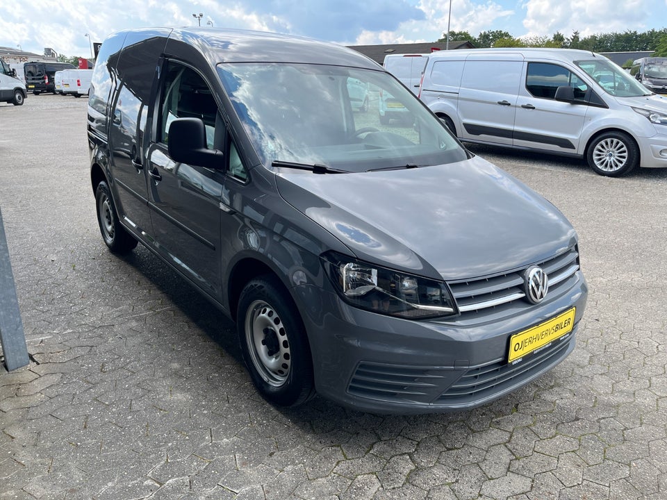 VW Caddy 2,0 TDi 75 BMT Van Diesel modelår 2019 Grå km 51000