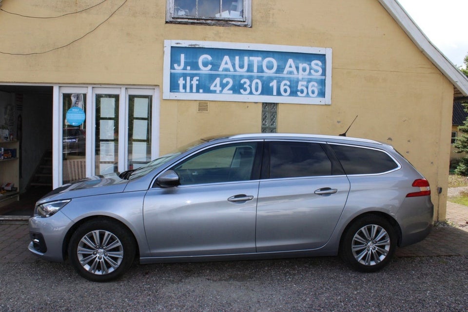 Peugeot 308 1,5 BlueHDi 130 Selection Sky SW Diesel modelår