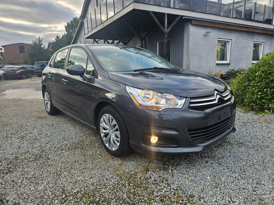 Citroën C4 1,2 PureTech 130 Exclusive Benzin modelår 2015 km