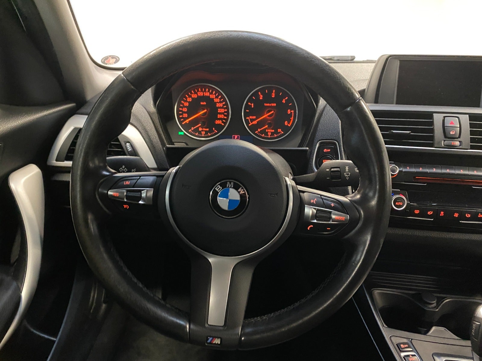 BMW 120d 2,0 aut. Diesel aut. Automatgear modelår 2016 km