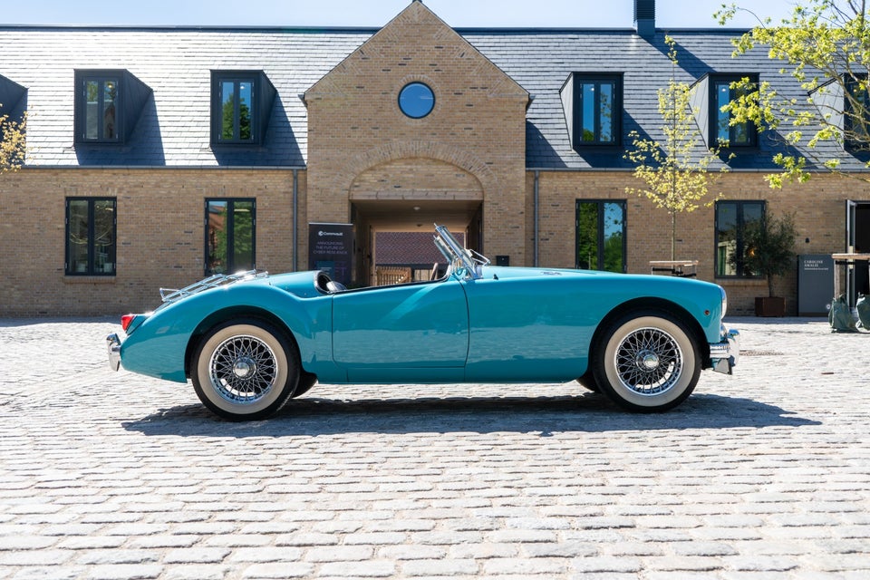 MG A 1,5 Roadster Benzin modelår 1957 km 2100 Lysblå