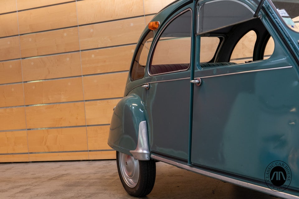 Citroën 2CV 0,4 d Benzin modelår 1964 km 0 Blå