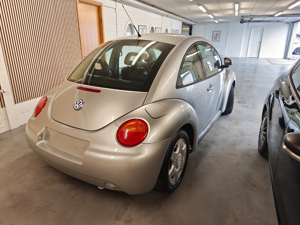 VW New Beetle 2,0 Highline Benzin modelår 1999 km 263000 ABS