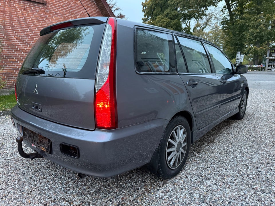 Mitsubishi Lancer 1,6 Comfort stc. Benzin modelår 2005 km