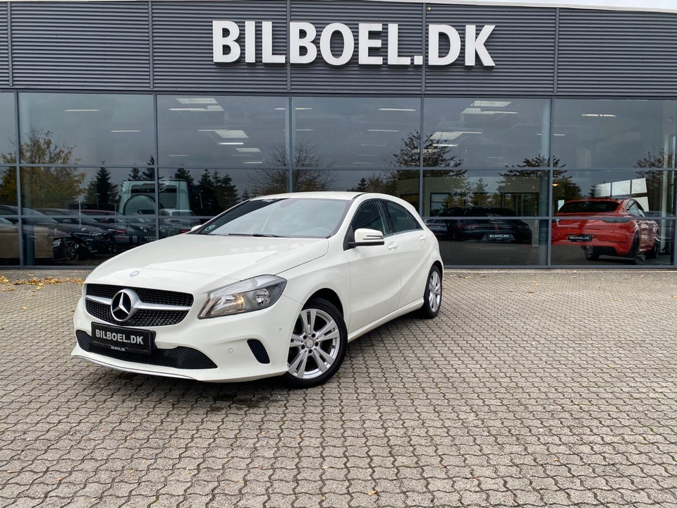 Mercedes A180 d 1,5 Edition Diesel modelår 2017 km 140000