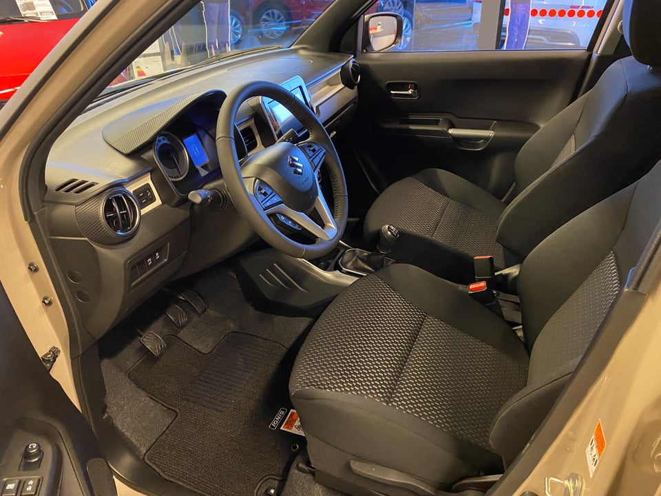 Suzuki Ignis 1,2 mHybrid Adventure Benzin modelår 2023 km 0
