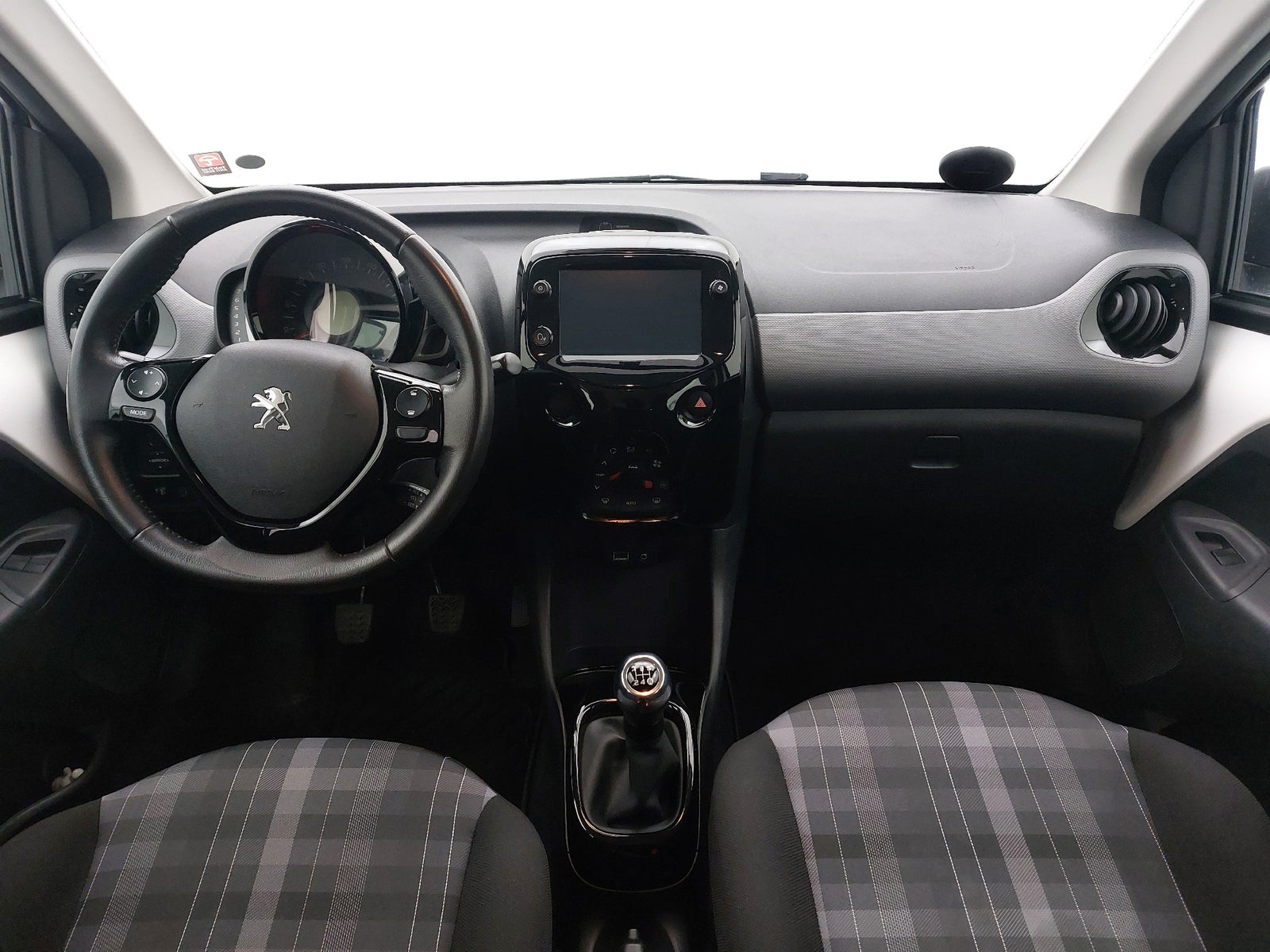 Peugeot 108 1,0 e-VTi 72 Allure+ Benzin modelår 2019 km