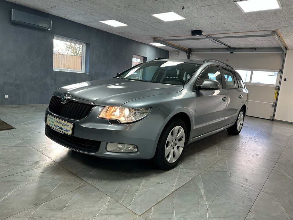 Skoda Superb 1,4 TSi 125 Ambition Combi Benzin modelår 2011