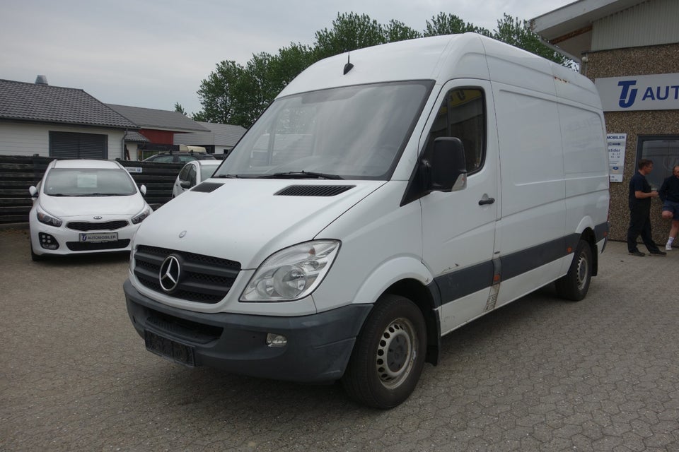 Mercedes Sprinter 316 2,2 CDi R2 Kassevogn Diesel modelår