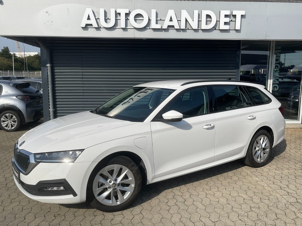 Skoda Octavia 1,4 TSi iV Ambition Combi DSG Benzin aut.