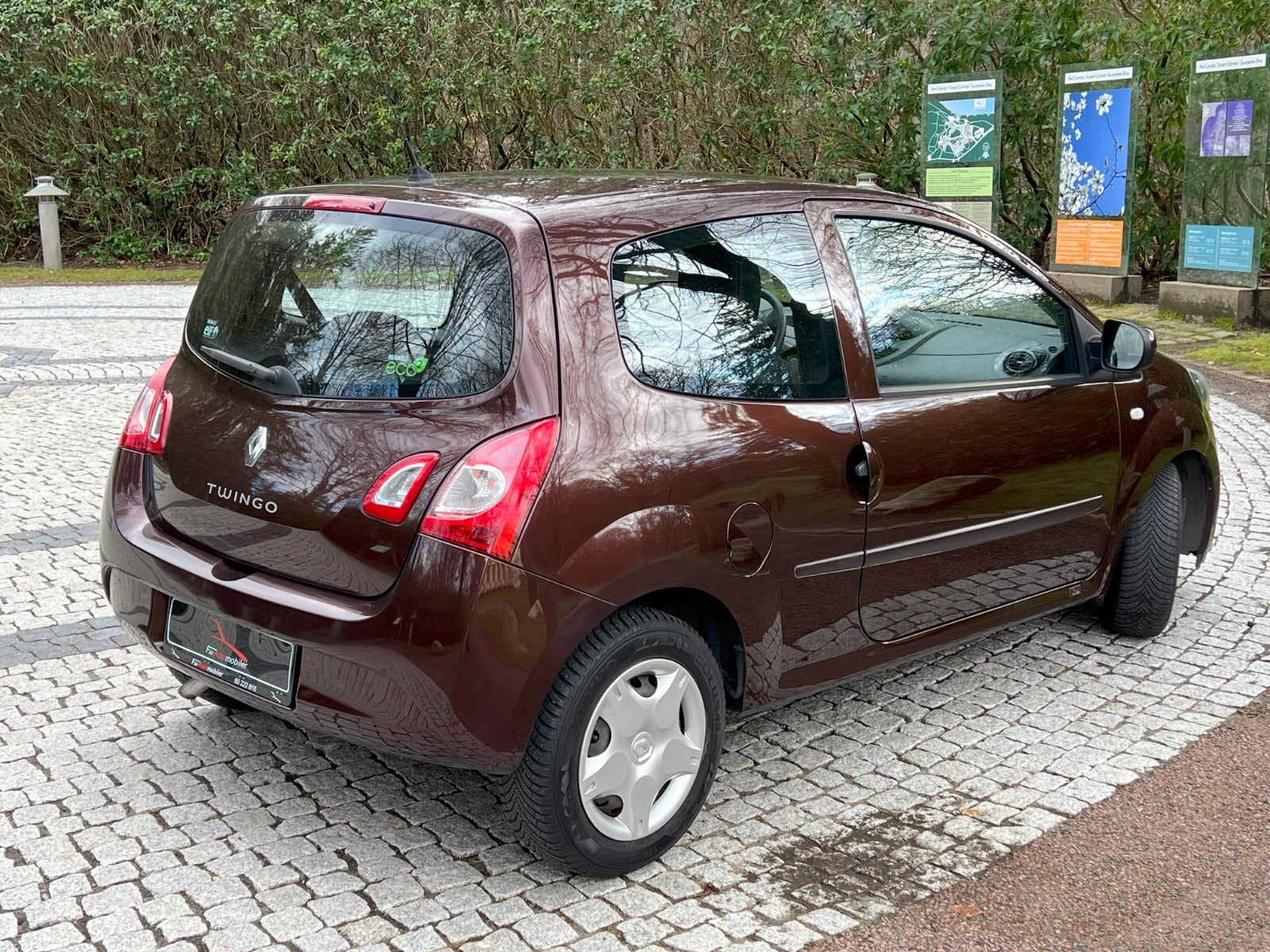 Renault Twingo 1,2 16V Expression Benzin modelår 2013 km