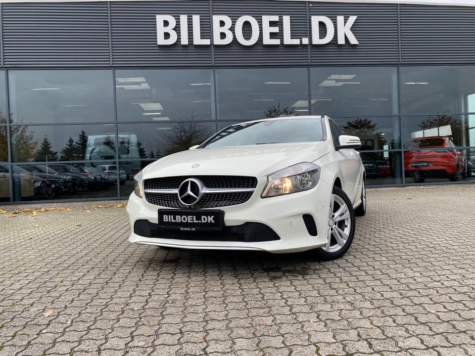 Mercedes A180 d 1,5 Edition Diesel modelår 2017 km 140000