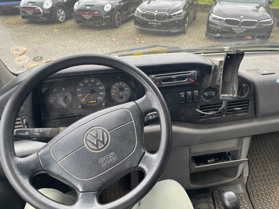 VW LT35 2,5 TDi Mandskabsvogn Diesel modelår 1998 Hvid km