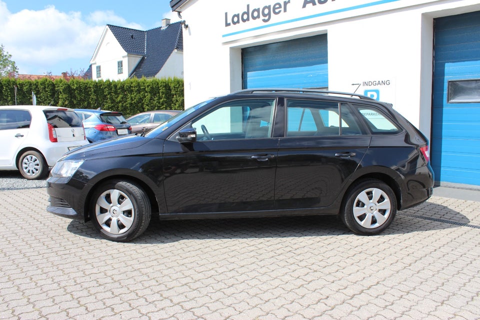 Skoda Fabia 1,2 TSi 90 Ambiente Combi Benzin modelår 2016 km