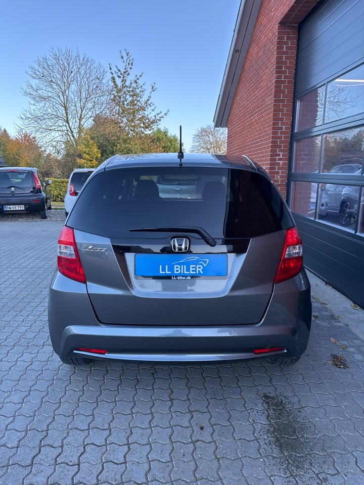 Honda Jazz 1,4 Comfort+ Benzin modelår 2015 km 43000