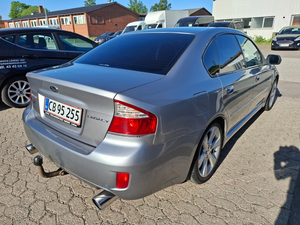 Subaru Legacy 2,5i AWD Benzin 4x4 4x4 modelår 2008 km 170700