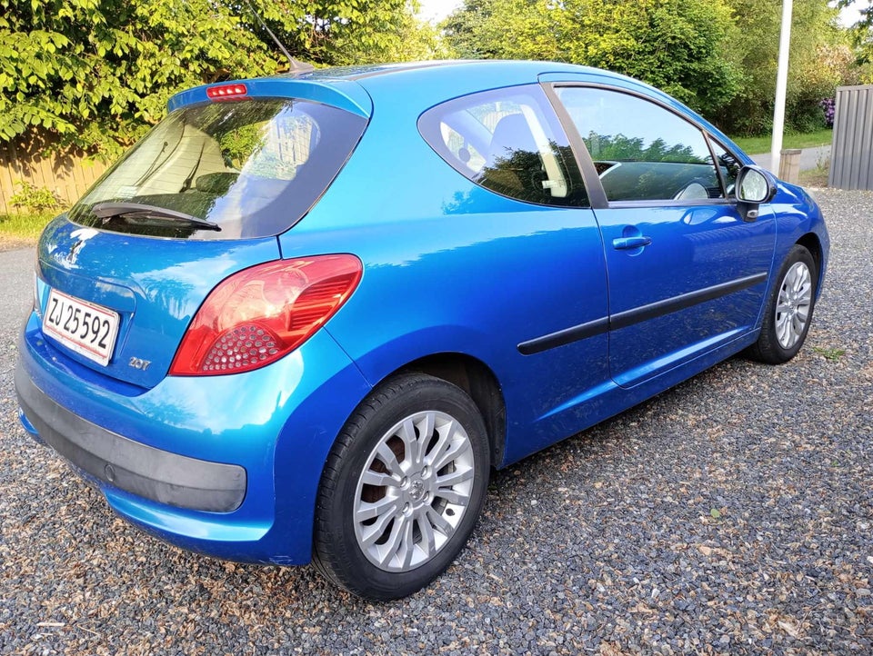 Peugeot 207 1,4 HDi XR+ Diesel modelår 2008 km 152000 ABS