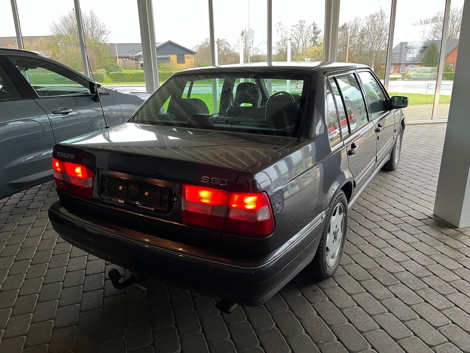 Volvo S90 3,0 aut. Benzin aut. Automatgear modelår 1997 km