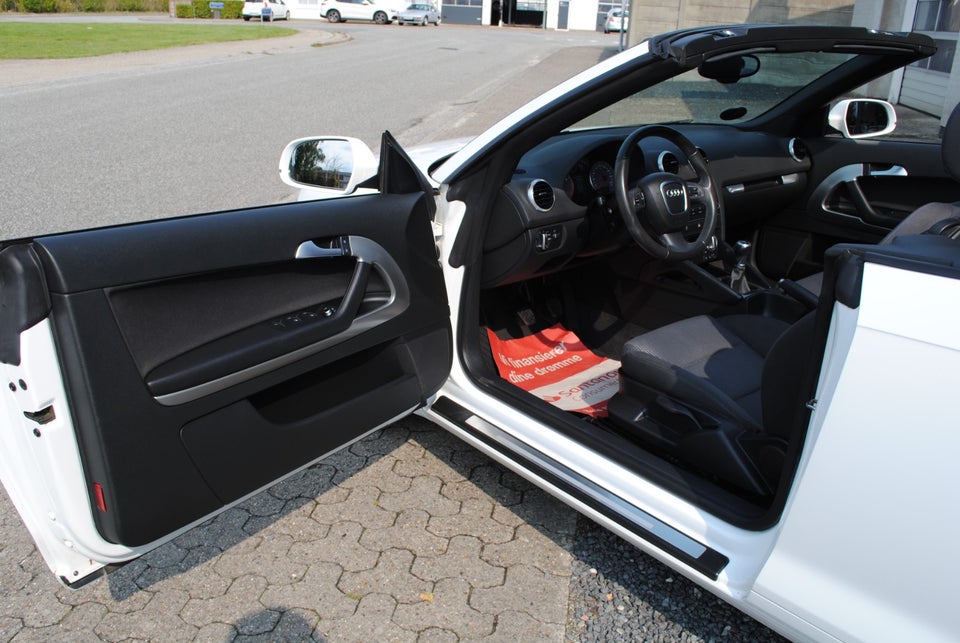 Audi A3 1,8 TFSi Attraction Cabriolet Benzin modelår 2011 km