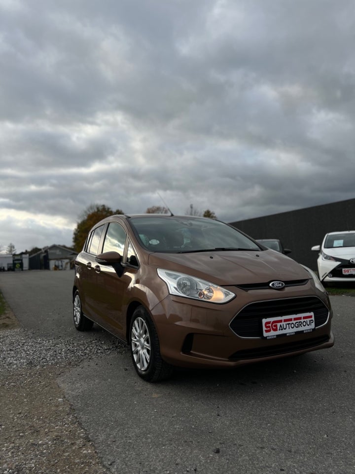 Ford B-MAX 1,0 SCTi 125 Titanium Benzin modelår 2012 km