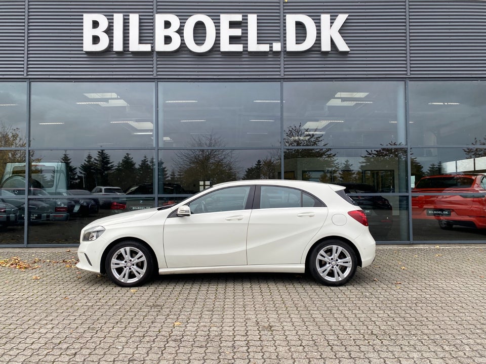 Mercedes A180 d 1,5 Edition Diesel modelår 2017 km 140000