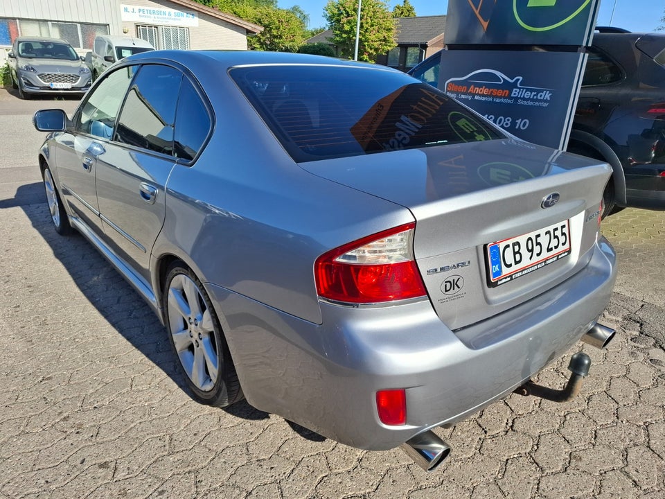 Subaru Legacy 2,5i AWD Benzin 4x4 4x4 modelår 2008 km 170700