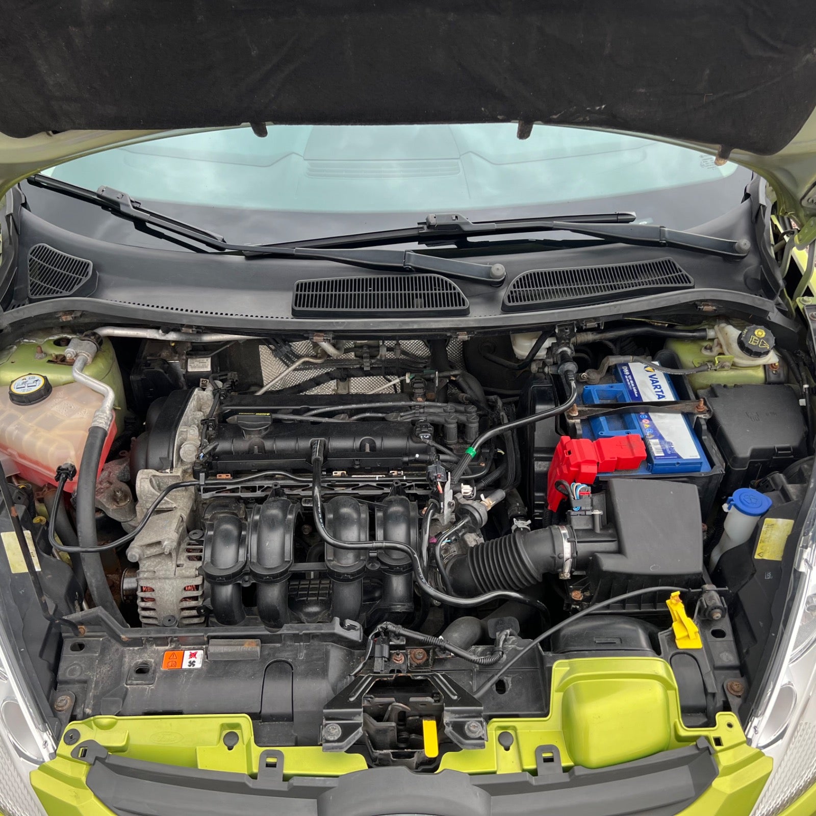 Ford Fiesta 1,6 Ti-VCT Sport Benzin modelår 2011 km 177000