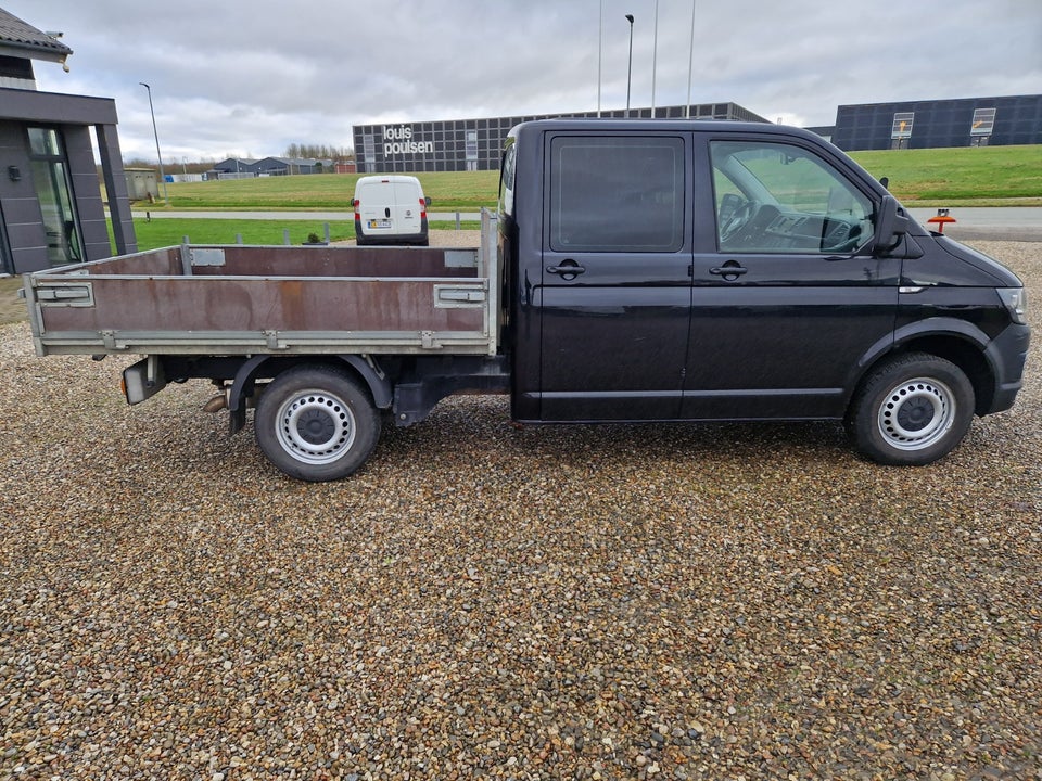 VW Transporter 2,0 TDi 150 Db.Kab m/lad Diesel modelår 2019