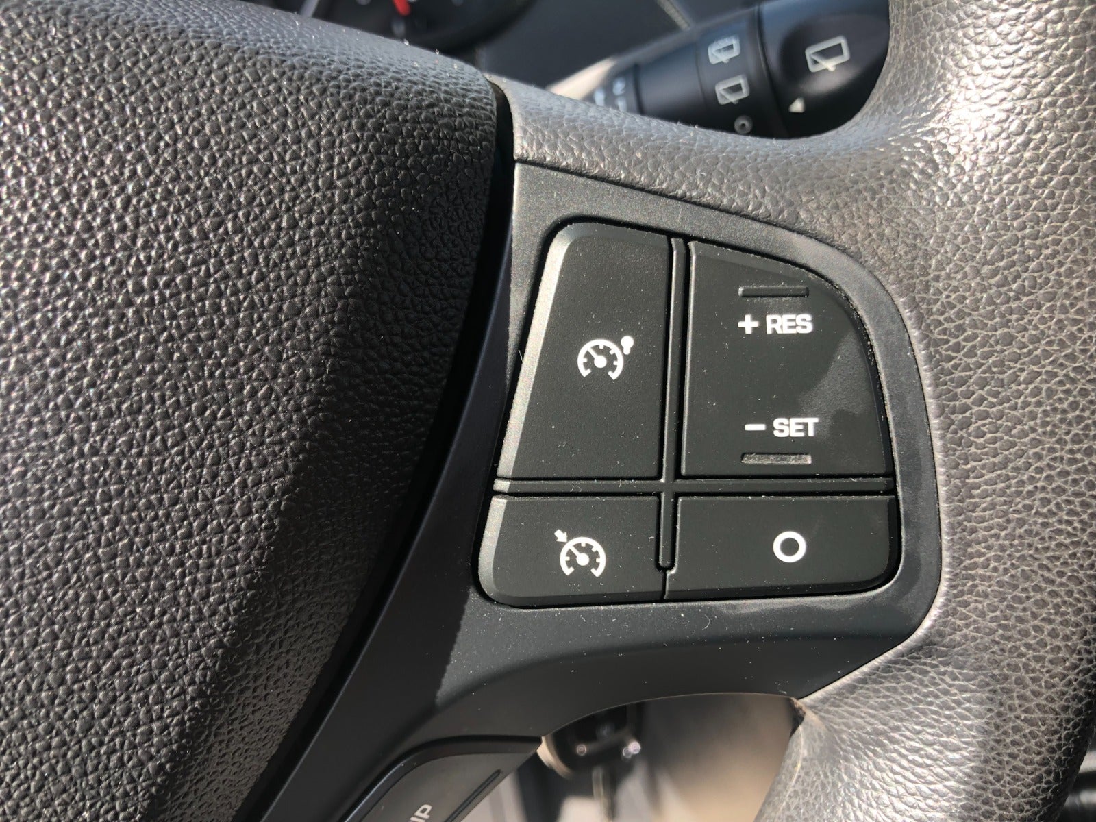 Hyundai i10 1,0 Touch Benzin modelår 2018 km 95000