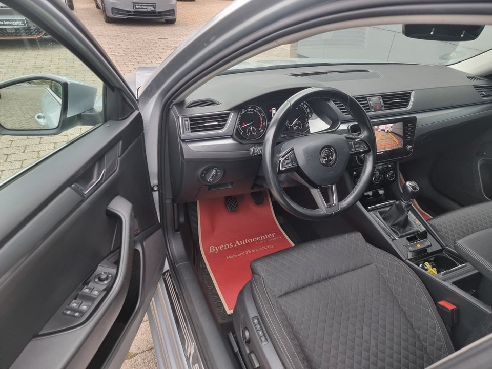 Skoda Superb 1,5 TSi 150 Style Benzin modelår 2018 km 126000