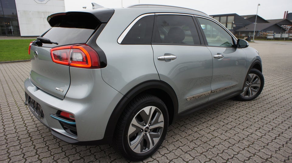 Kia e-Niro 64 Premium El aut. Automatgear modelår 2019 km