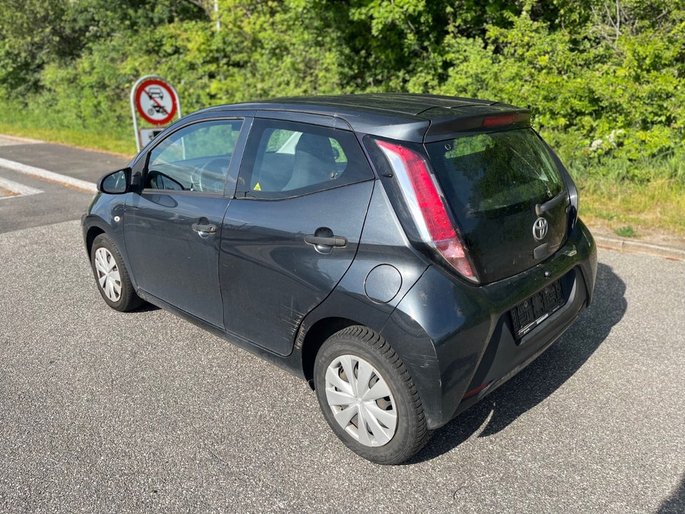 Toyota Aygo 1,0 VVT-i x Benzin modelår 2014 km 182000 nysynet