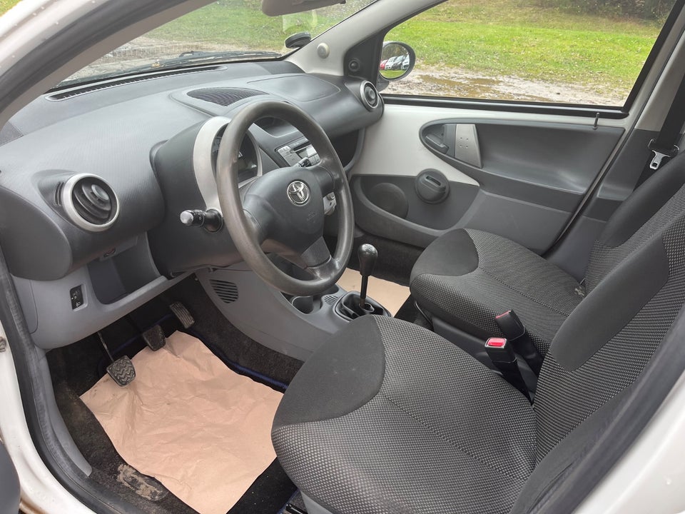 Toyota Aygo 1,0 Benzin modelår 2010 km 328000 nysynet ABS