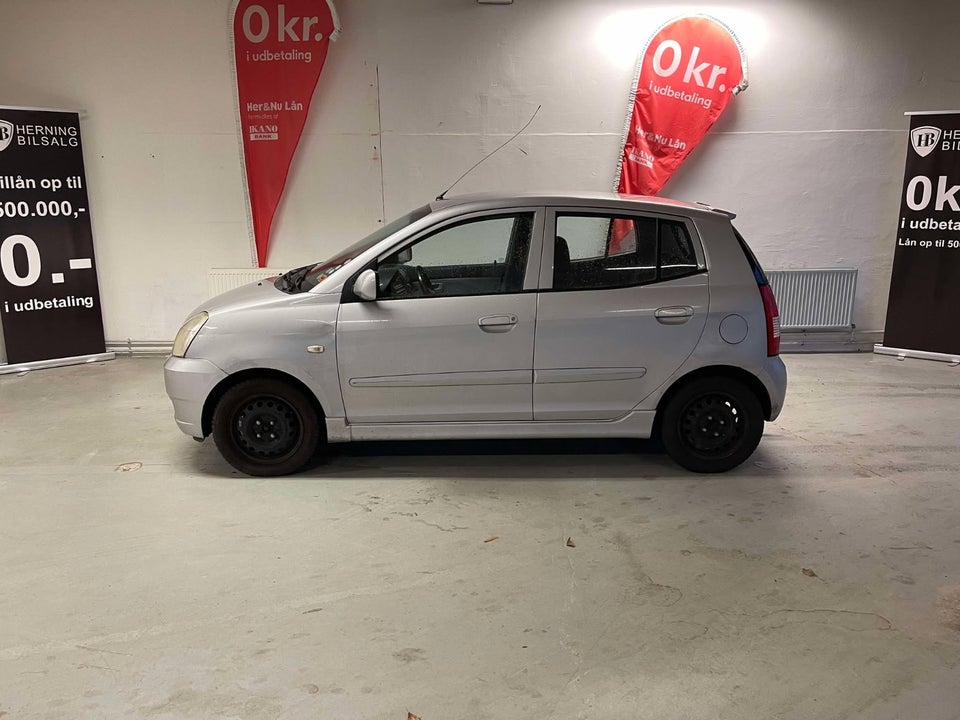 Kia Picanto 1,1 EX Benzin modelår 2005 km 267000 Sølvmetal