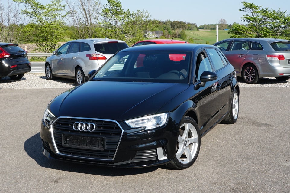 Audi A3 1,6 TDi 116 Sport Sportback S-tr. Diesel aut.