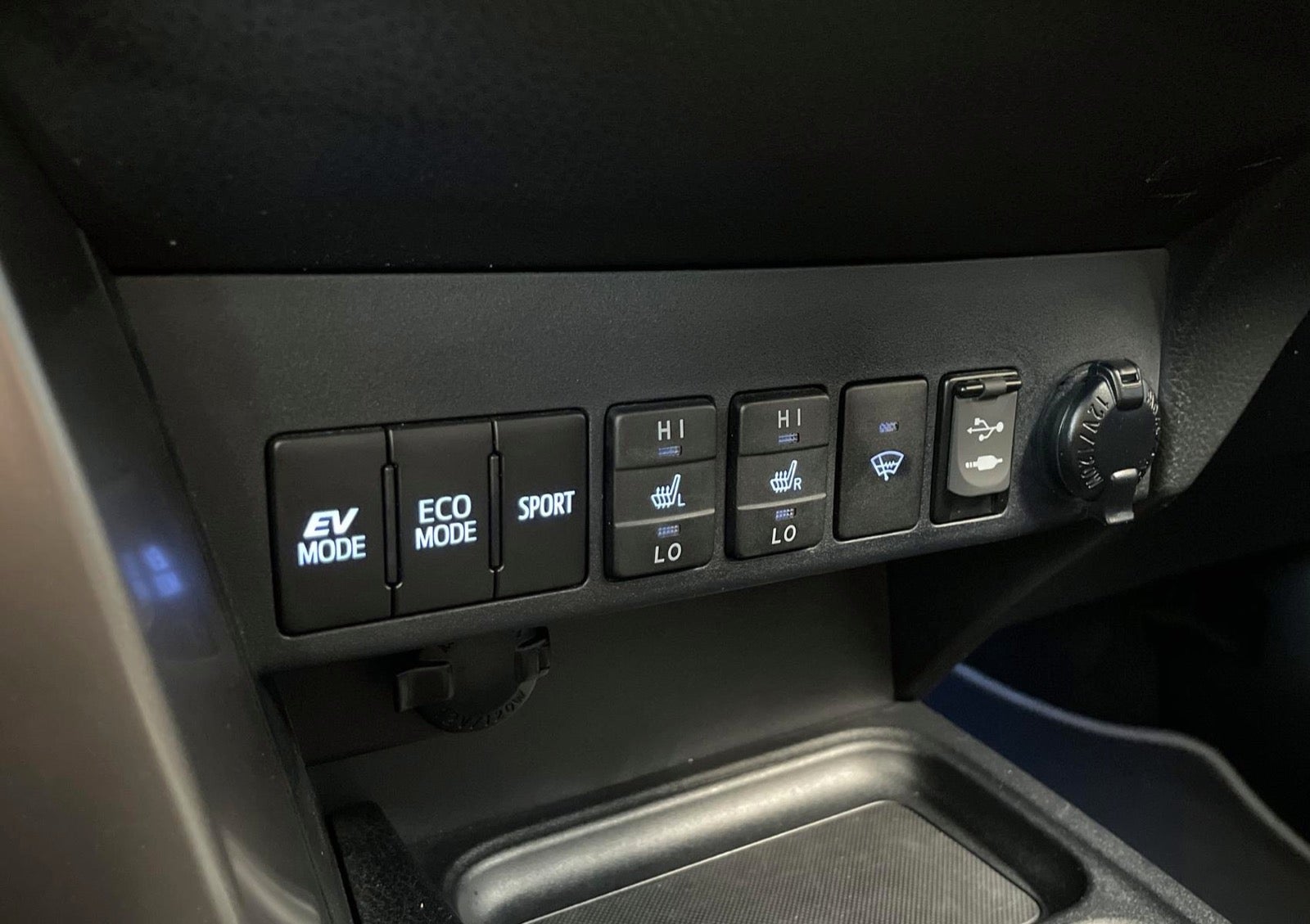 Toyota RAV4 2,5 Hybrid H3 MDS Benzin aut. Automatgear