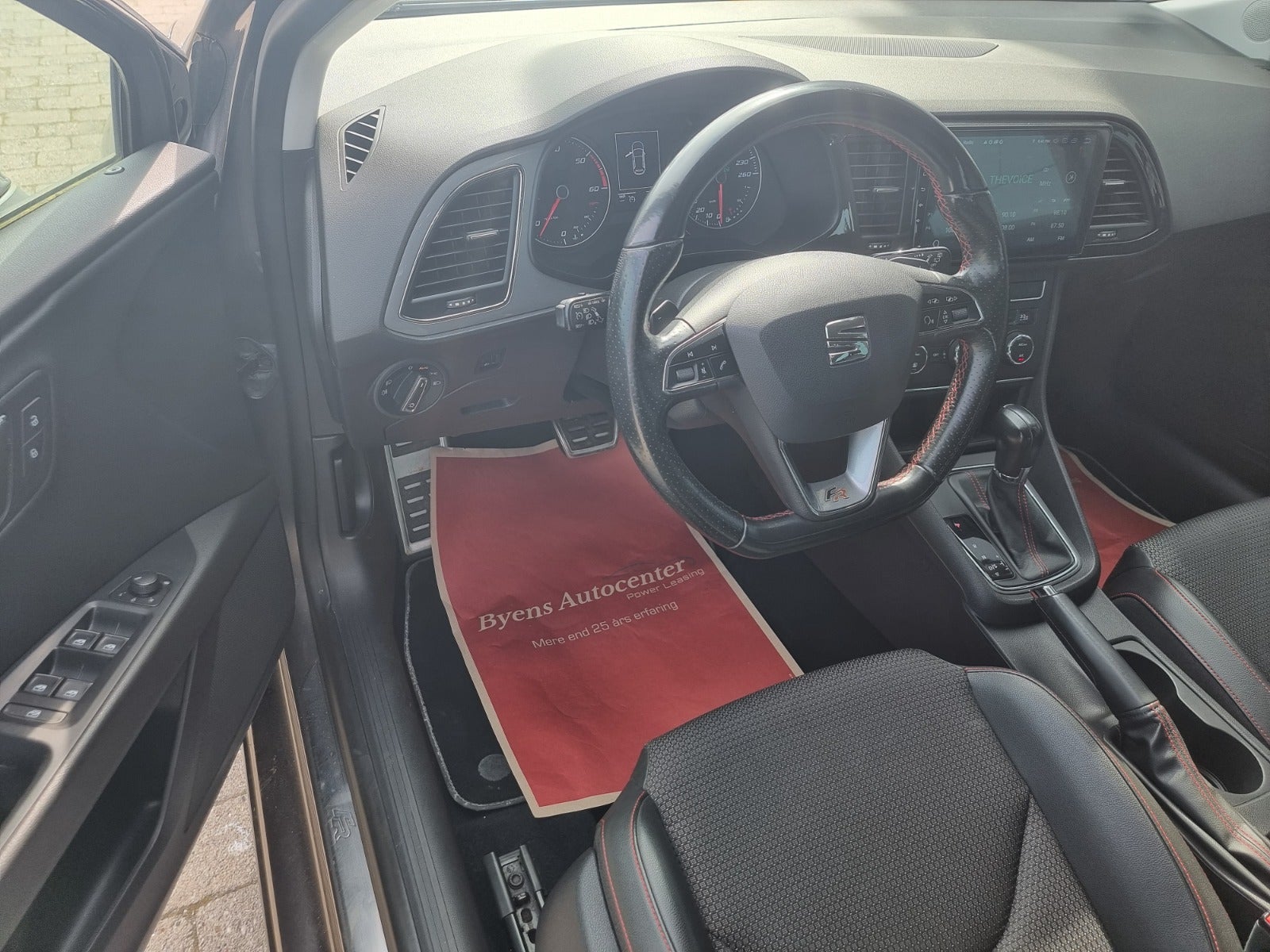 Seat Leon 2,0 TDi 150 FR ST eco Van Diesel modelår 2016 Grå km