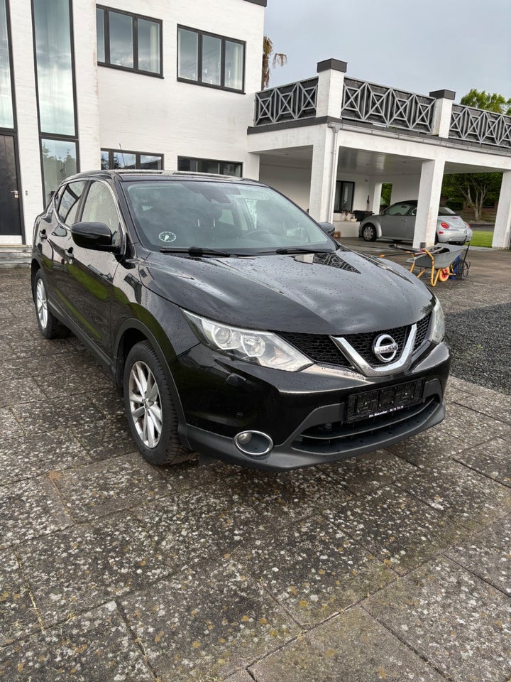 Nissan Qashqai 1,5 dCi 110 N-Tec Diesel modelår 2014 km